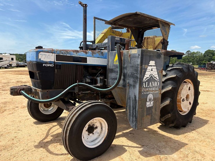 new-holland-7740-image-1