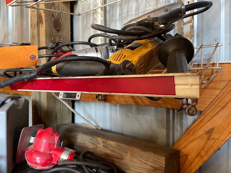 #1857-•-metal-hanging-wire-shelving-rack-image-5