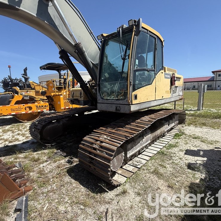 2012 VOLVO EC250DL