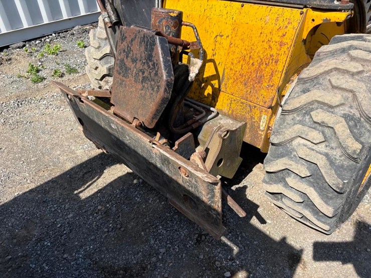 1998-jcb-1105-image-4