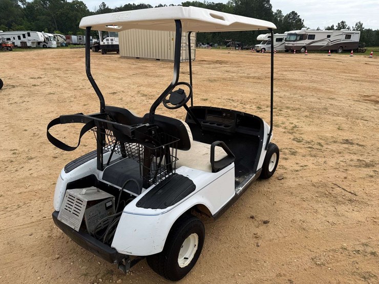 ez-go-24v-golf-cart-w/-battery-charger-image-3