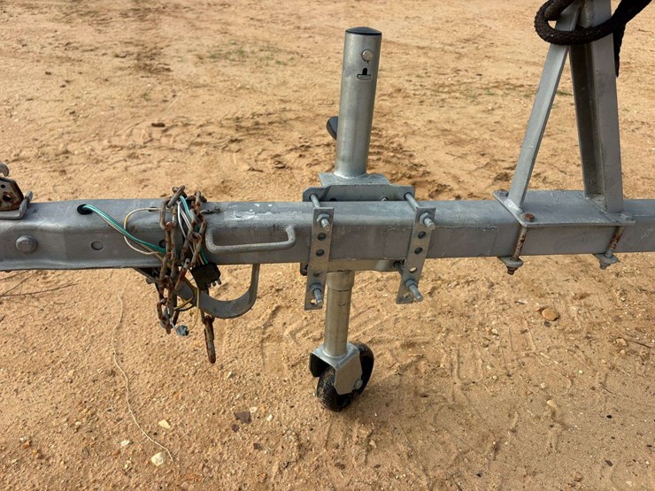 omc-aluminum-skiff-w/-trailer-image-13