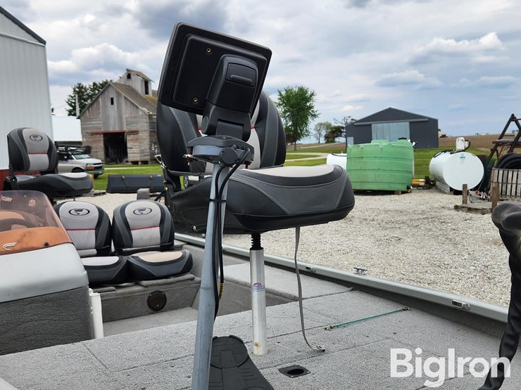 2007-fisher-1700-bass-boat-w/-trailer-image-13