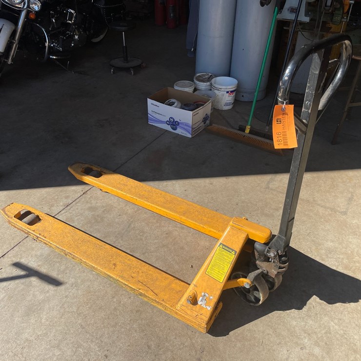 #1816 • 4,400 Lbs. Pallet Jack