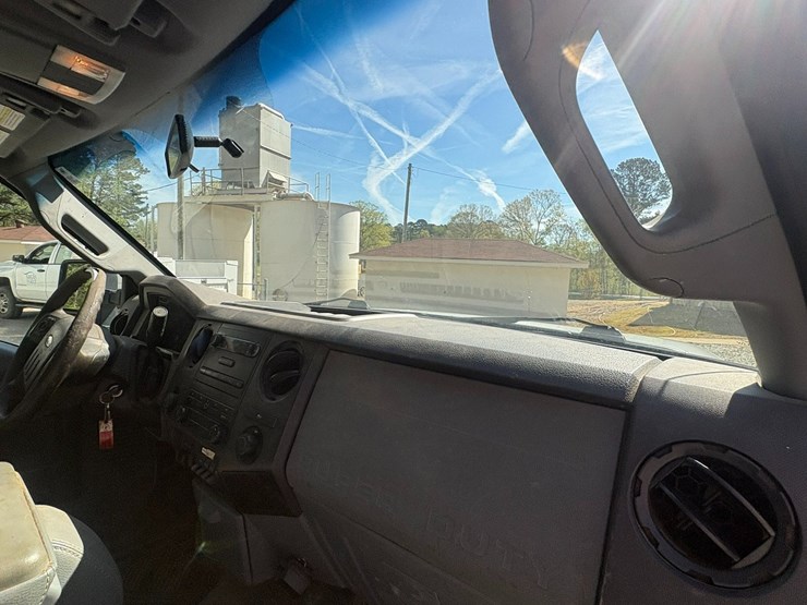 2012-ford-f350-image-49