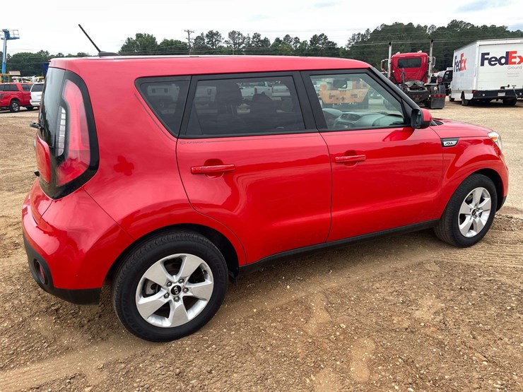 2019-kia-soul-4-door-mpv-(87,300-miles)-image-3