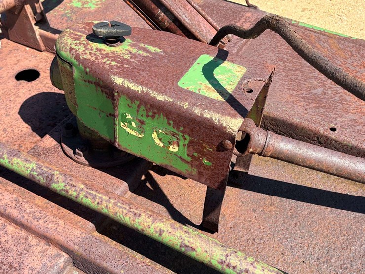 john-deere-6-image-12