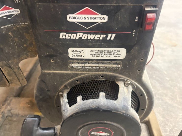 #42103-•-briggs-&-stratton-genpower-11-generator-image-5