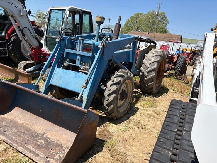ford-4000-image-5