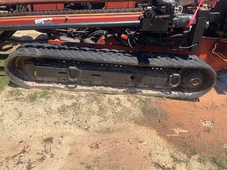 2000-ditch-witch-jt2720-image-12