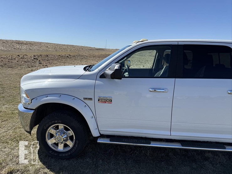 2011-ram-2500-big-horn-image-8