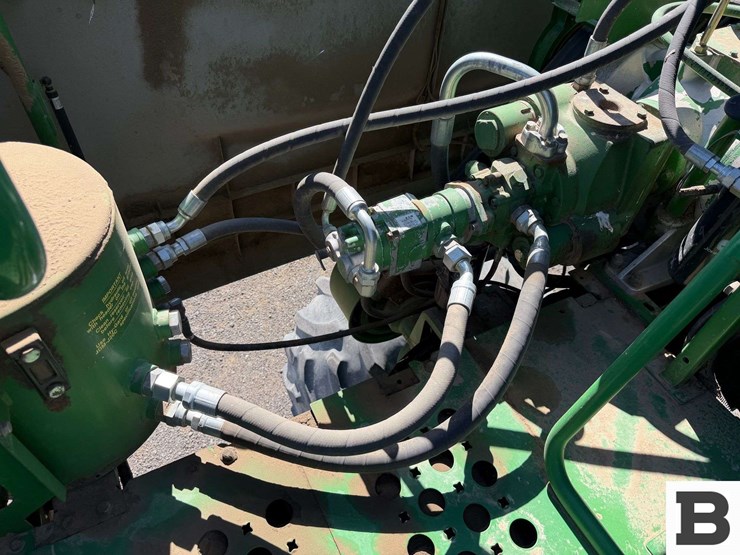 2009-john-deere-9770-sts-image-103