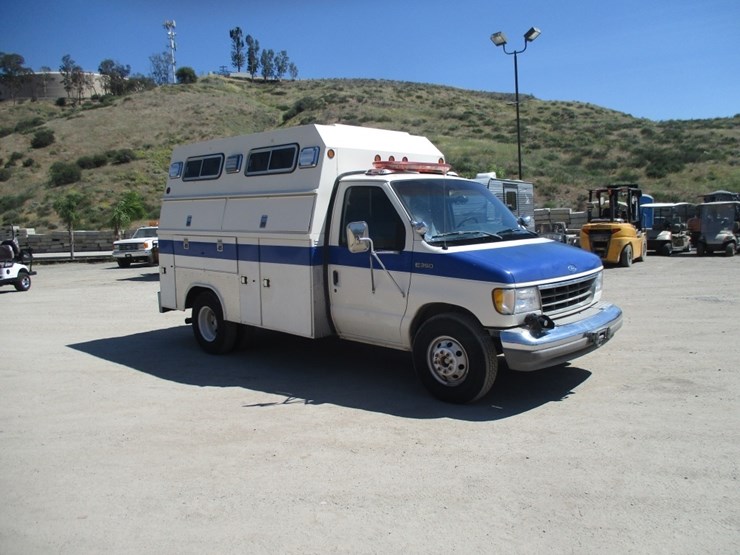 1992-ford-e350-image-2