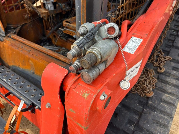 2024-kubota-svl97-2-image-24