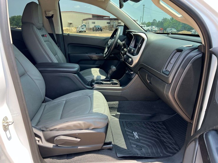 2019-gmc-canyon-image-20