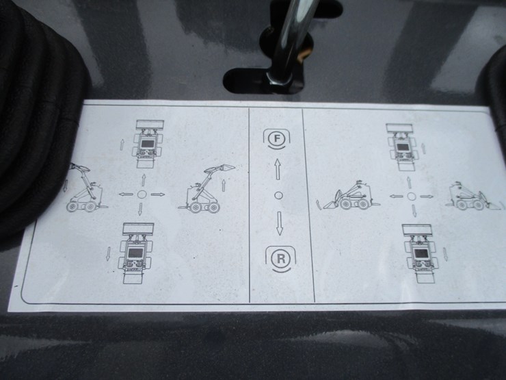 2026-sdlanch-ssl60-crawler-ride-on-skid-steer,-image-9