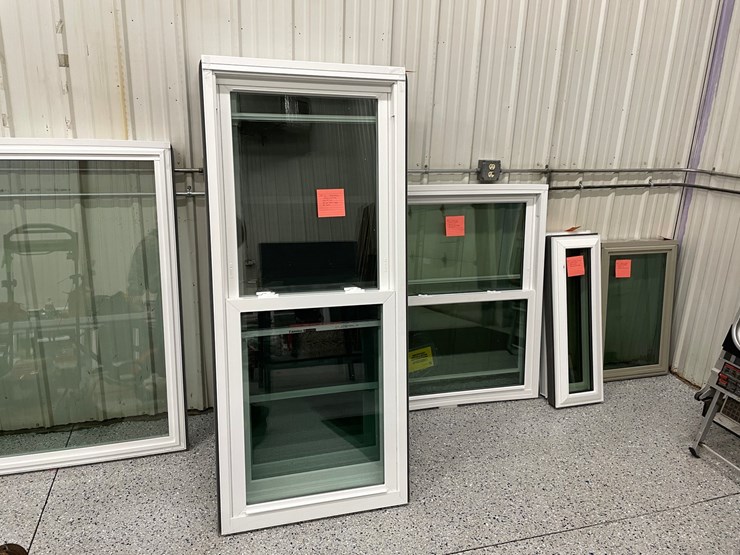 #8551-•-(6)-double-hung-windows-image-3