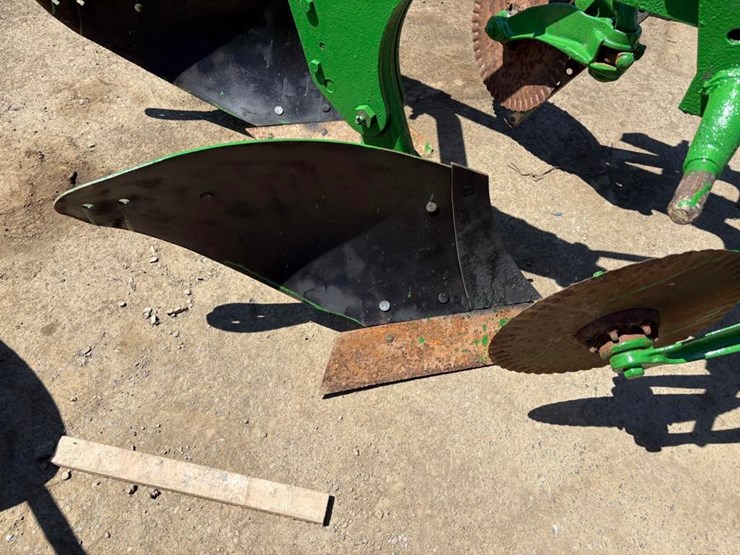 john-deere-2-image-2