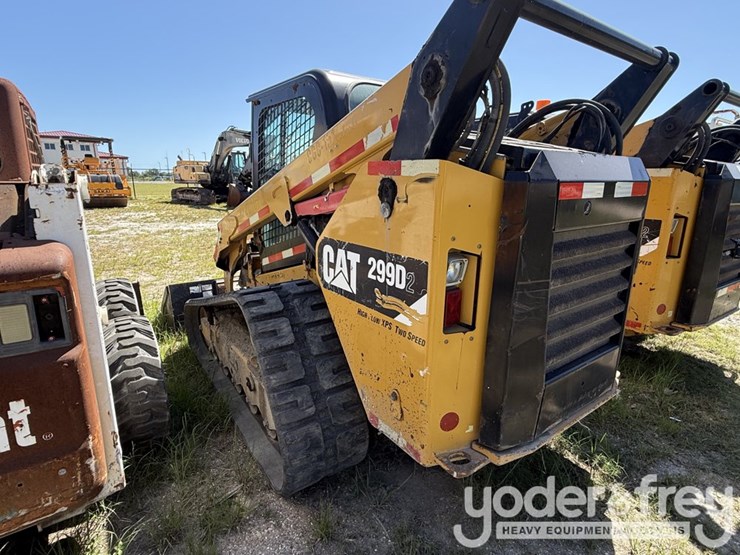 2018-caterpillar-299d2-image-3