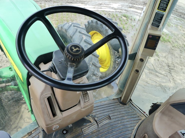 john-deere-8520-image-15