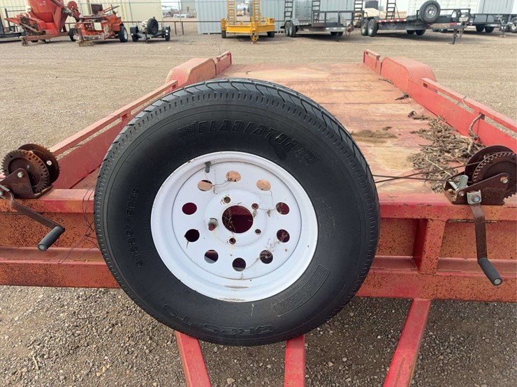 utility-flatbed-image-11