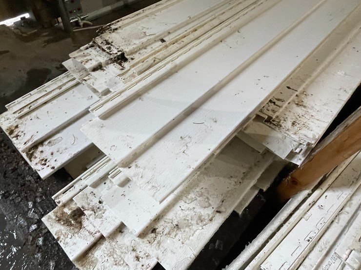 #3293-•-(47)-d-4-white-siding-image-6