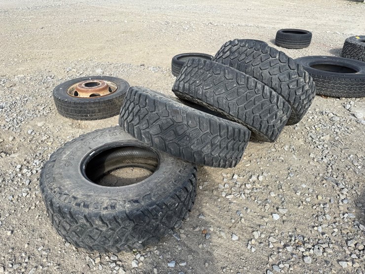 #38646-•-lot-of-(4)-firestone-37x12.5r17-tires-inv#-38646-image-3