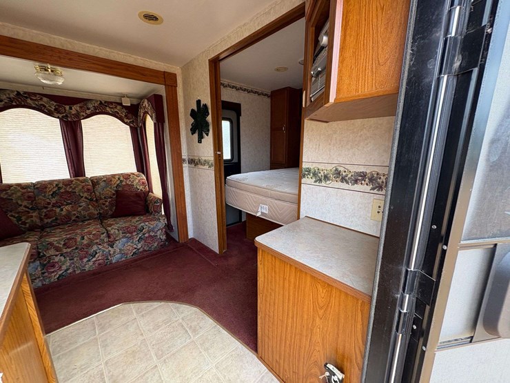 2004-citation-s27j-bumper-pull-travel-trailer-image-19