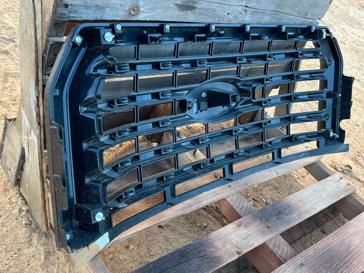 2015-ford-f150-image-8