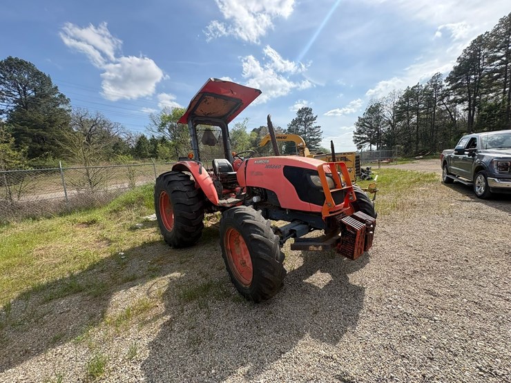kubota-m8540-image-2
