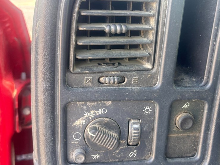 #23967-•-2004-chevrolet-silverado-pickup-vin:-1gcec14x74z216889-image-46
