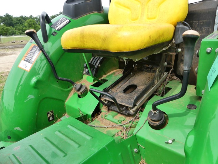 john-deere-5045e-image-12