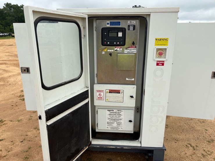 2012-aggreko-143-kw-skid-mounted-generator-image-9