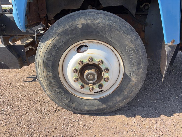 1997-ford-l8000-image-37