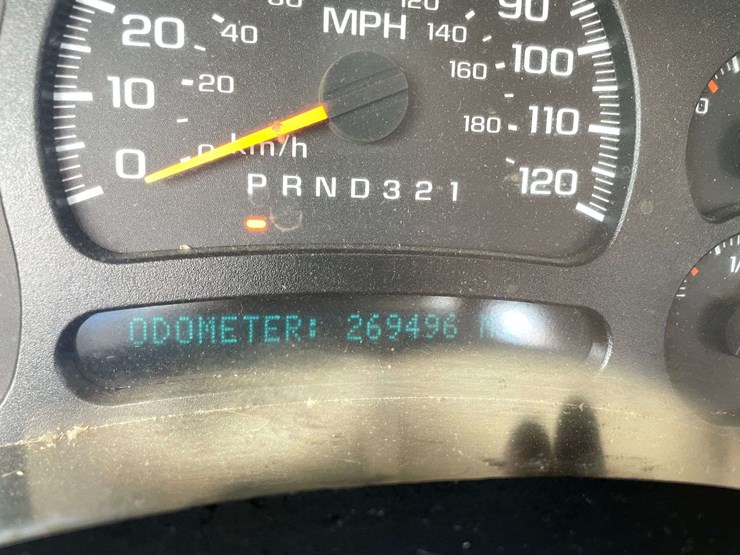 2006-chevrolet-silverado-2500-image-25
