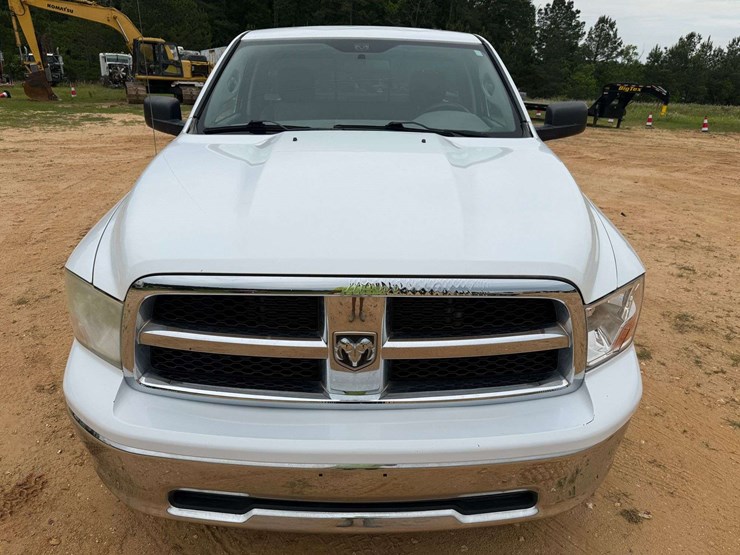 2011-dodge-ram-1500-image-5