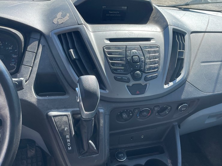 2016-ford-transit-image-39