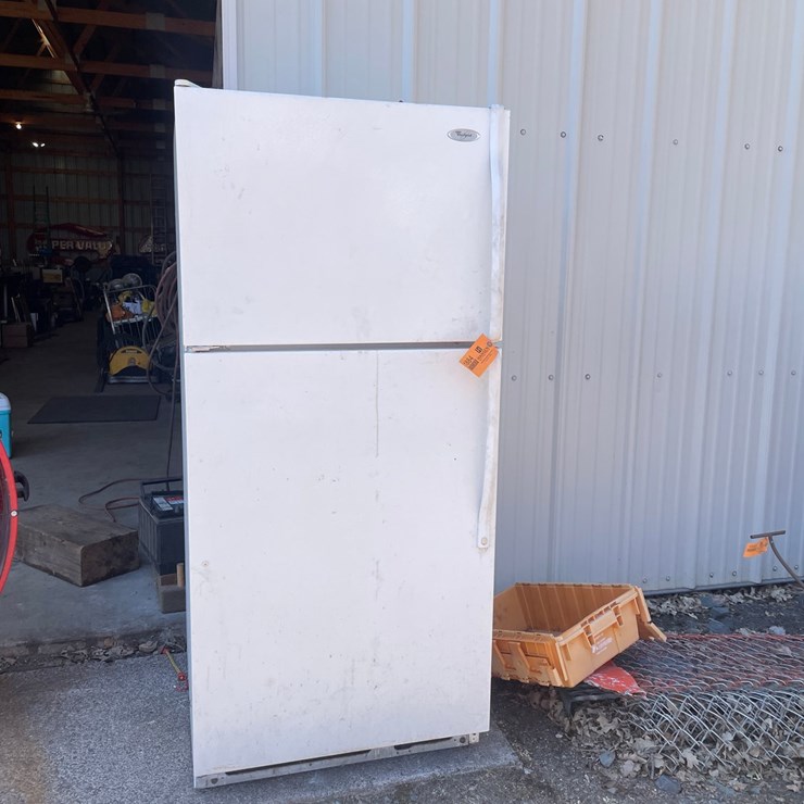 #1884 • Whirlpool Refrigerator Freezer