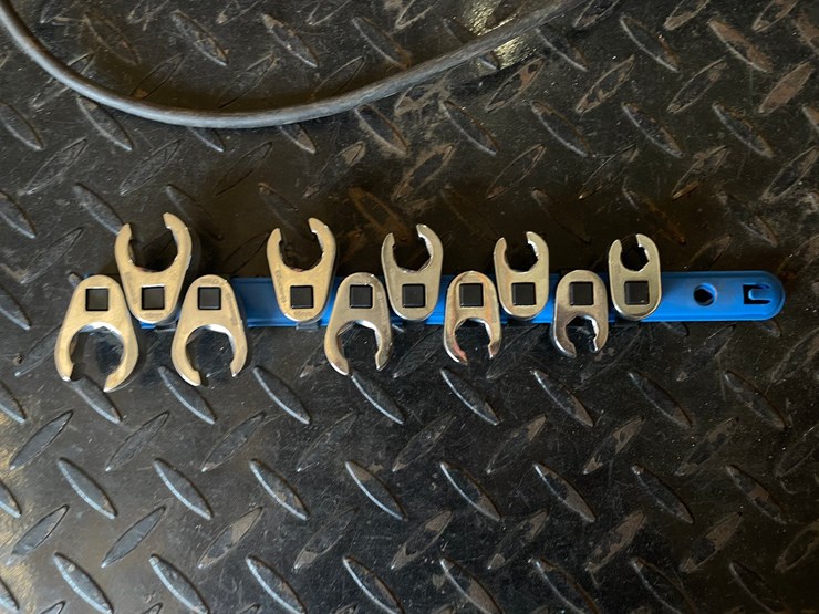 #1839-•-assorted-specialty-sockets-image-4