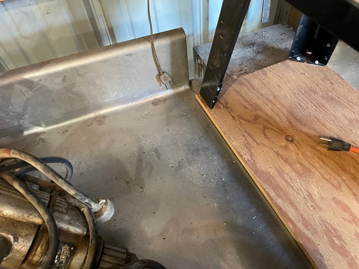 #1863-•-17'-long-stainless-steel-work-table-image-6