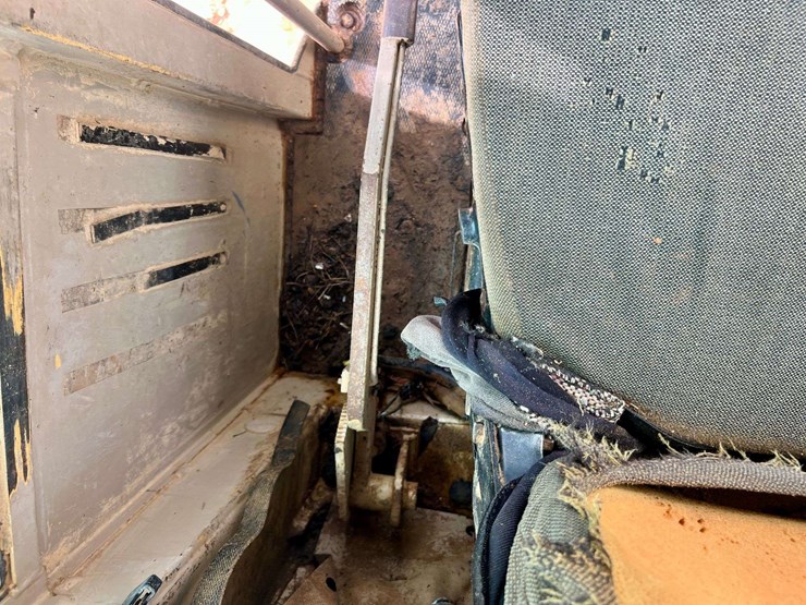 deere-670b-image-20