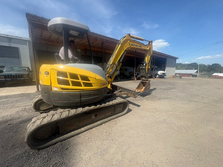new-holland-e50b-image-7