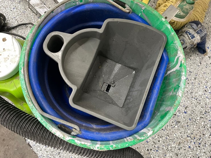 #8573-•-shop-vac-image-7