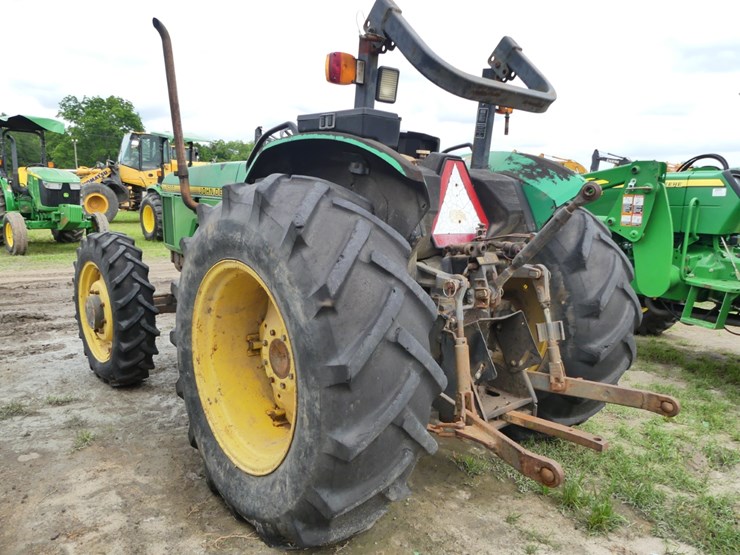 john-deere-5200-image-3