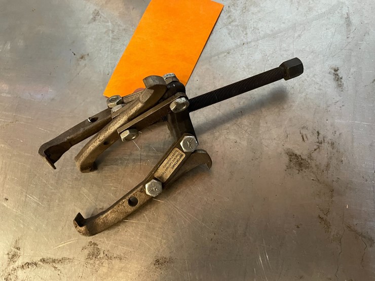 #1859-•-(2)-gear-pullers-image-6