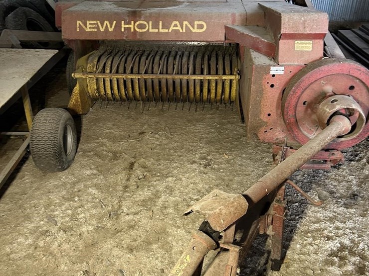 new-holland-273-image-2