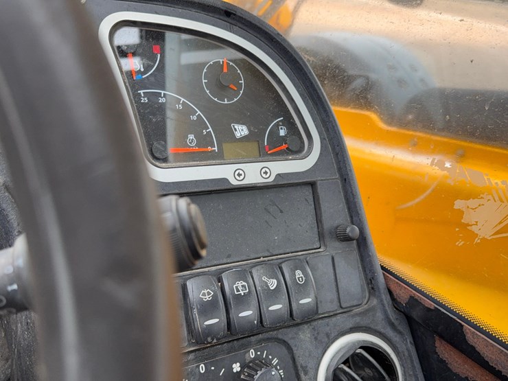 jcb-512-56-image-22