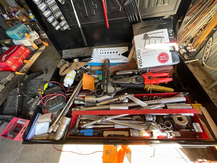 #1819-•-ratchets,-sockets-and-other-shop-supplies-image-4