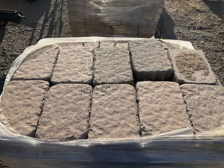 pallet-of-stone-pavers-image-5