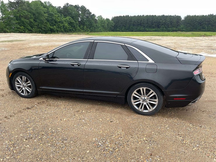 2013-lincoln-mkz-4-door-sedan-(69,668-miles)-image-2